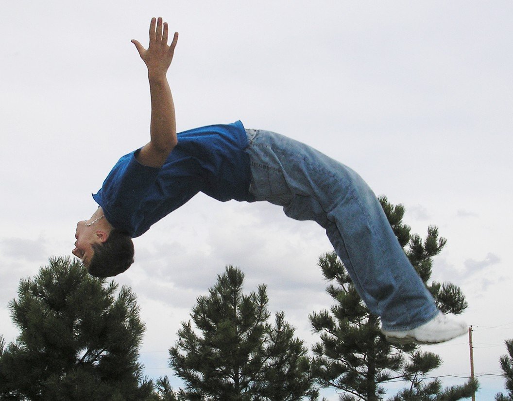 Ochranná síť a kryt pružin na trampolínu 305 pro bezpečné skákání
